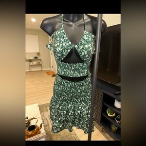 Floral Green 2 PC Set - Size Large